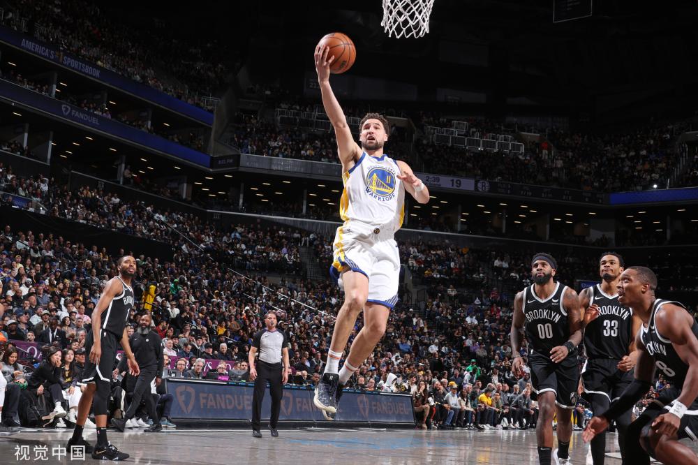 的表现更值 的表现更值