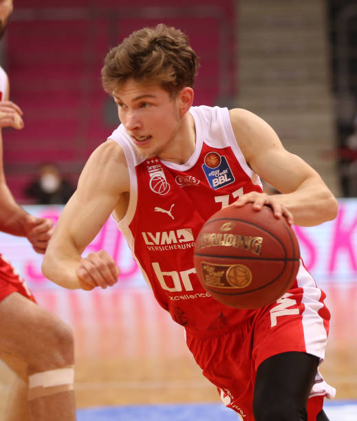 这种配合上 这种配合上