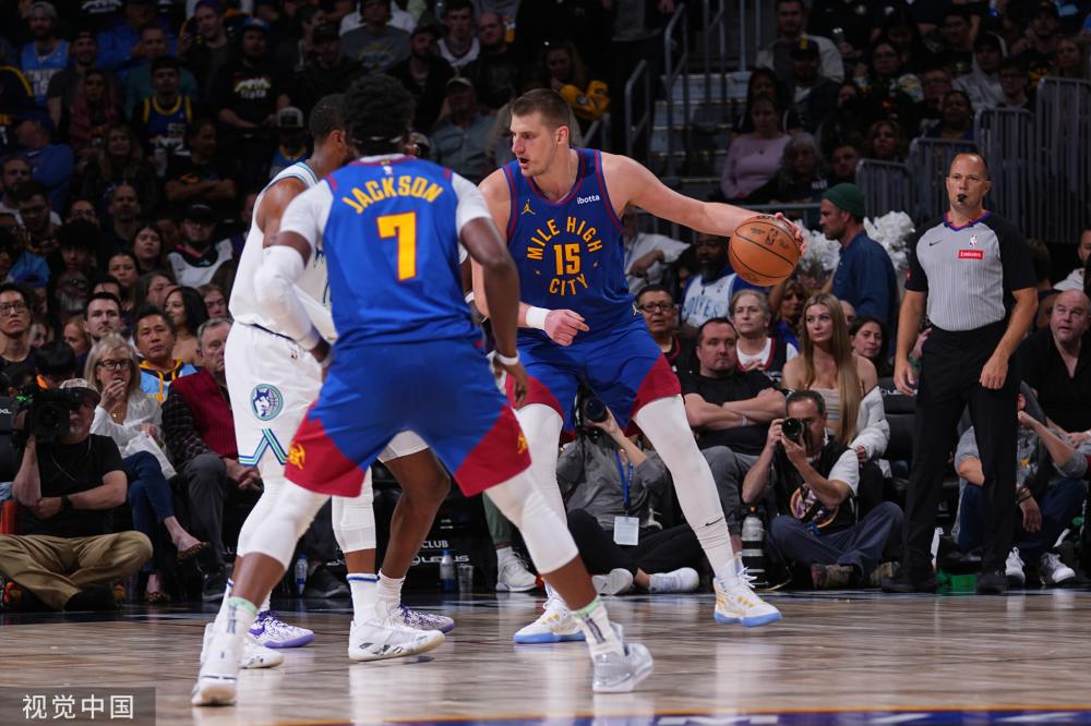 次夺冠的国 次夺冠的国