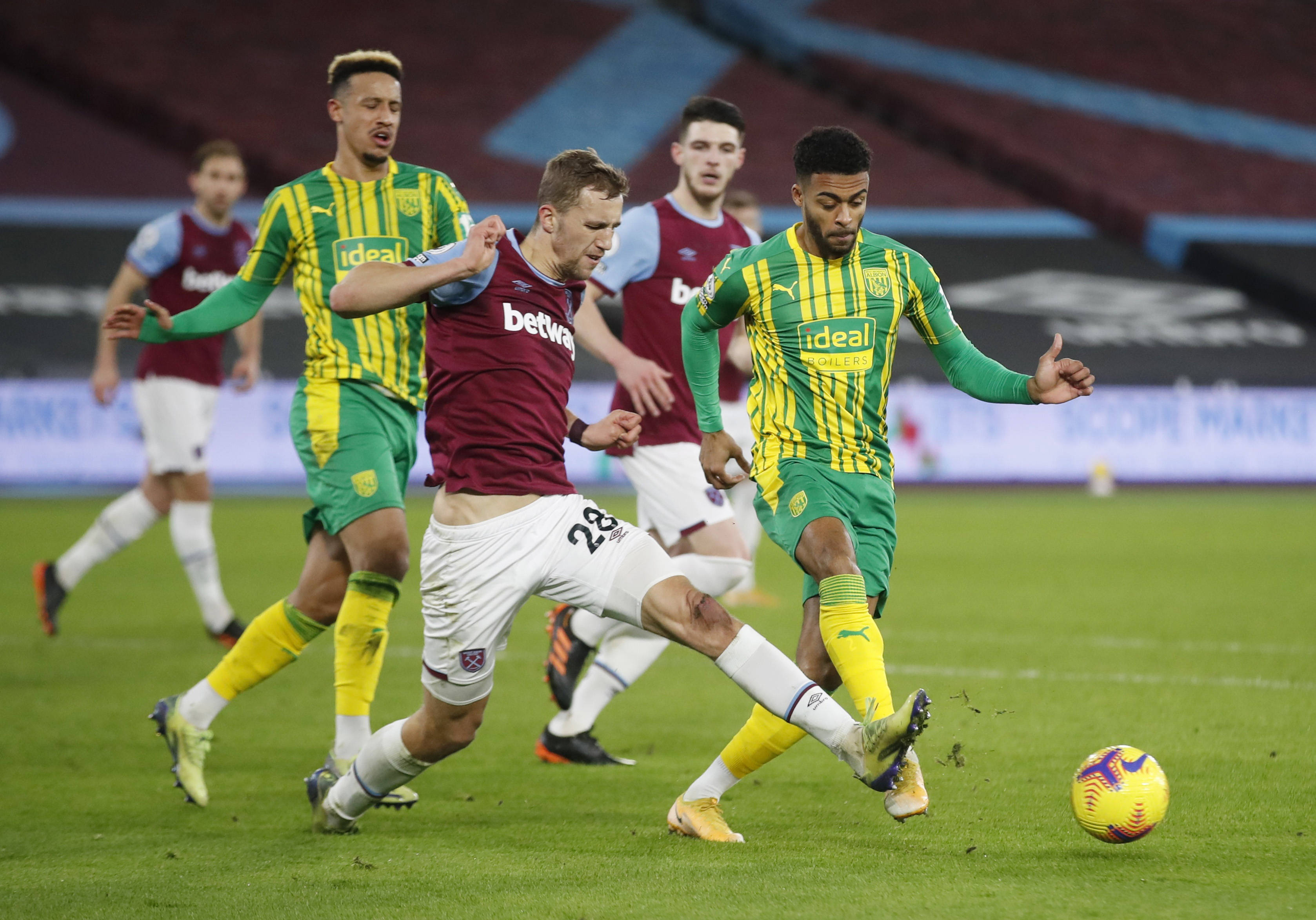 4亿欧元的 4亿欧元的