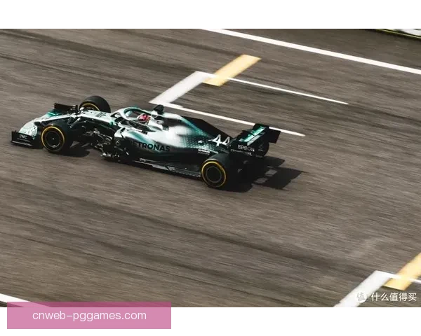 F1赛事：速度与激情，勇者之战