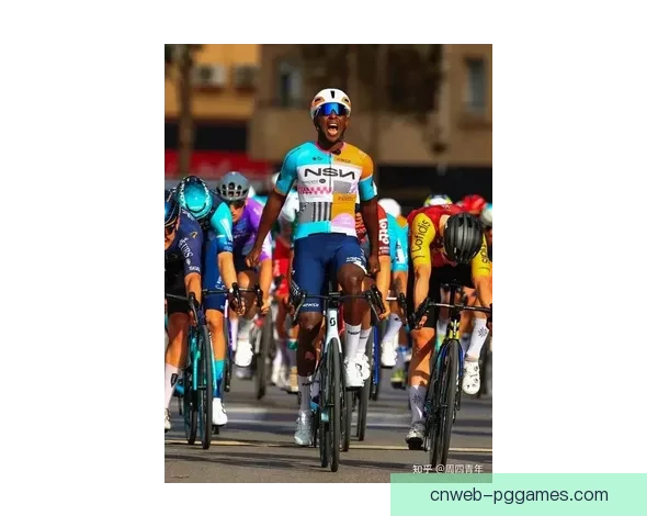 最新自行车赛事：全球顶级车手齐聚，角逐百里之巅